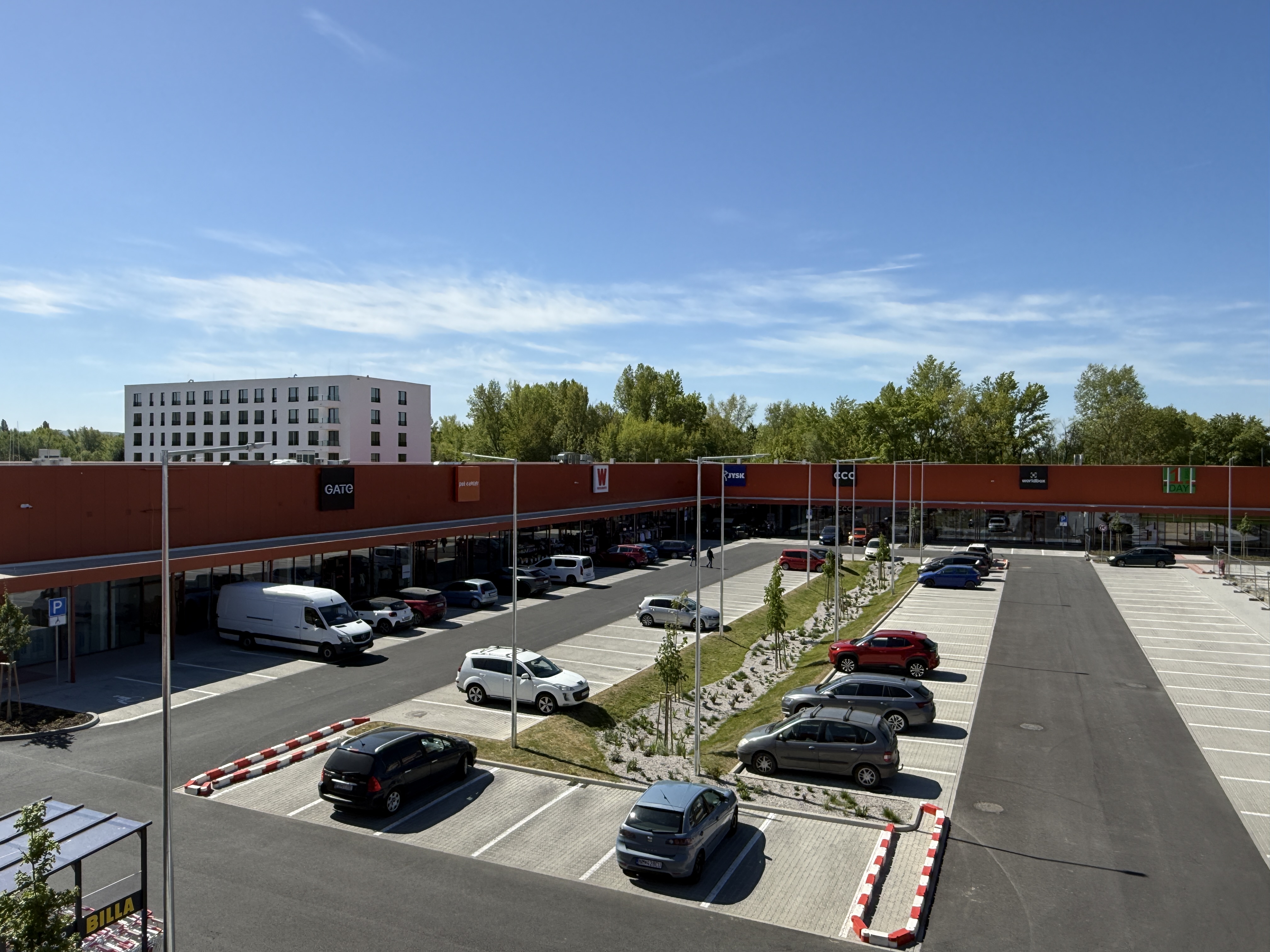 Fidurock dokončil polyfunkční komplex u největšího piešťanského sídliště