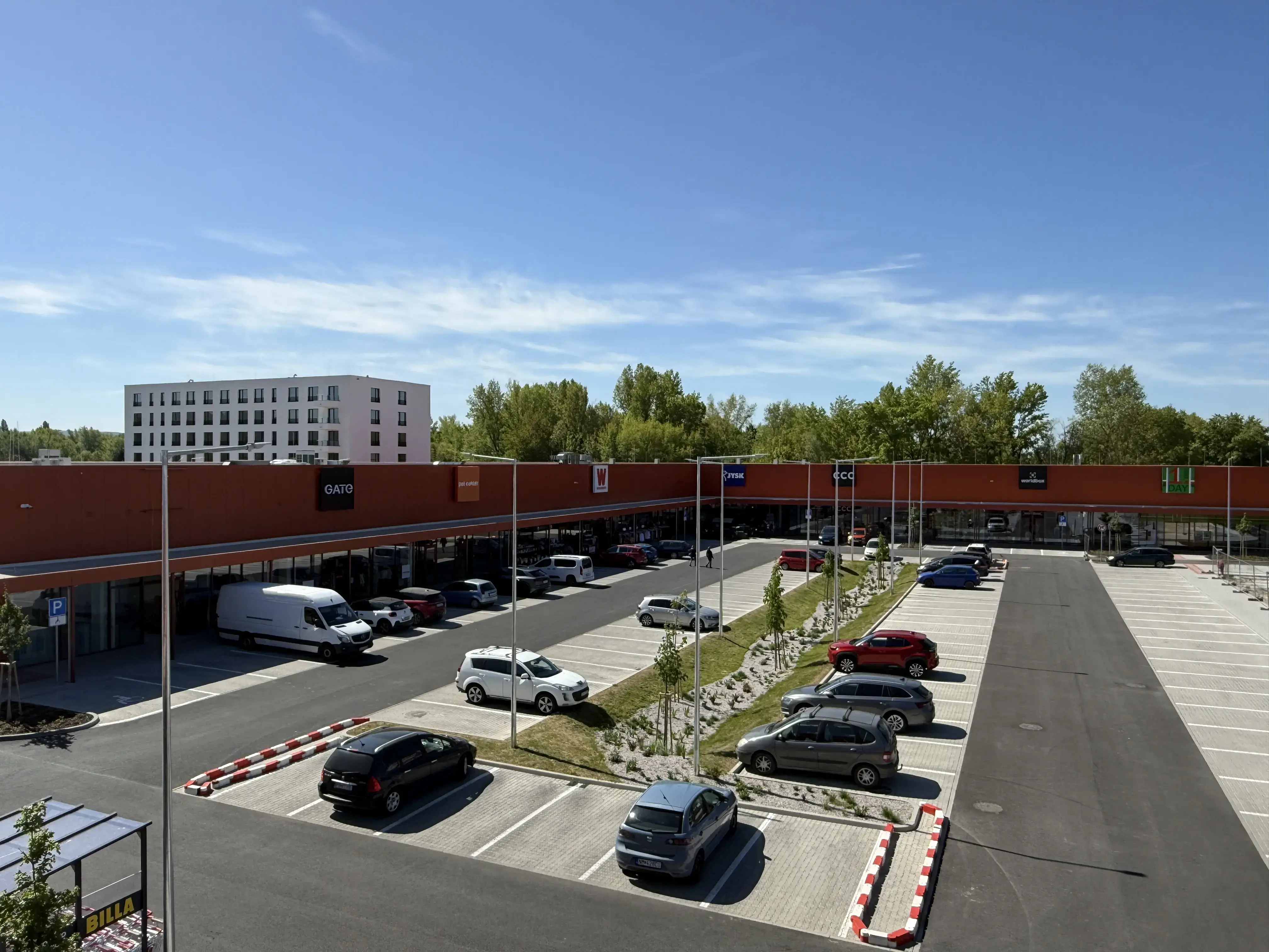 Fidurock dokončil polyfunkční komplex u největšího piešťanského sídliště